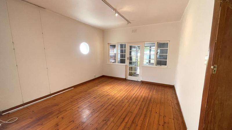 To Let 2 Bedroom Property for Rent in Vredehoek Western Cape
